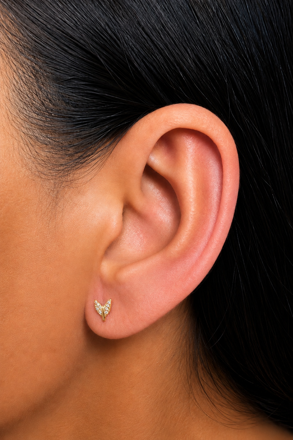 Ocean Tail Spark - Pavé CZ Whale Tail / Gold PVD Flat Back Titanium