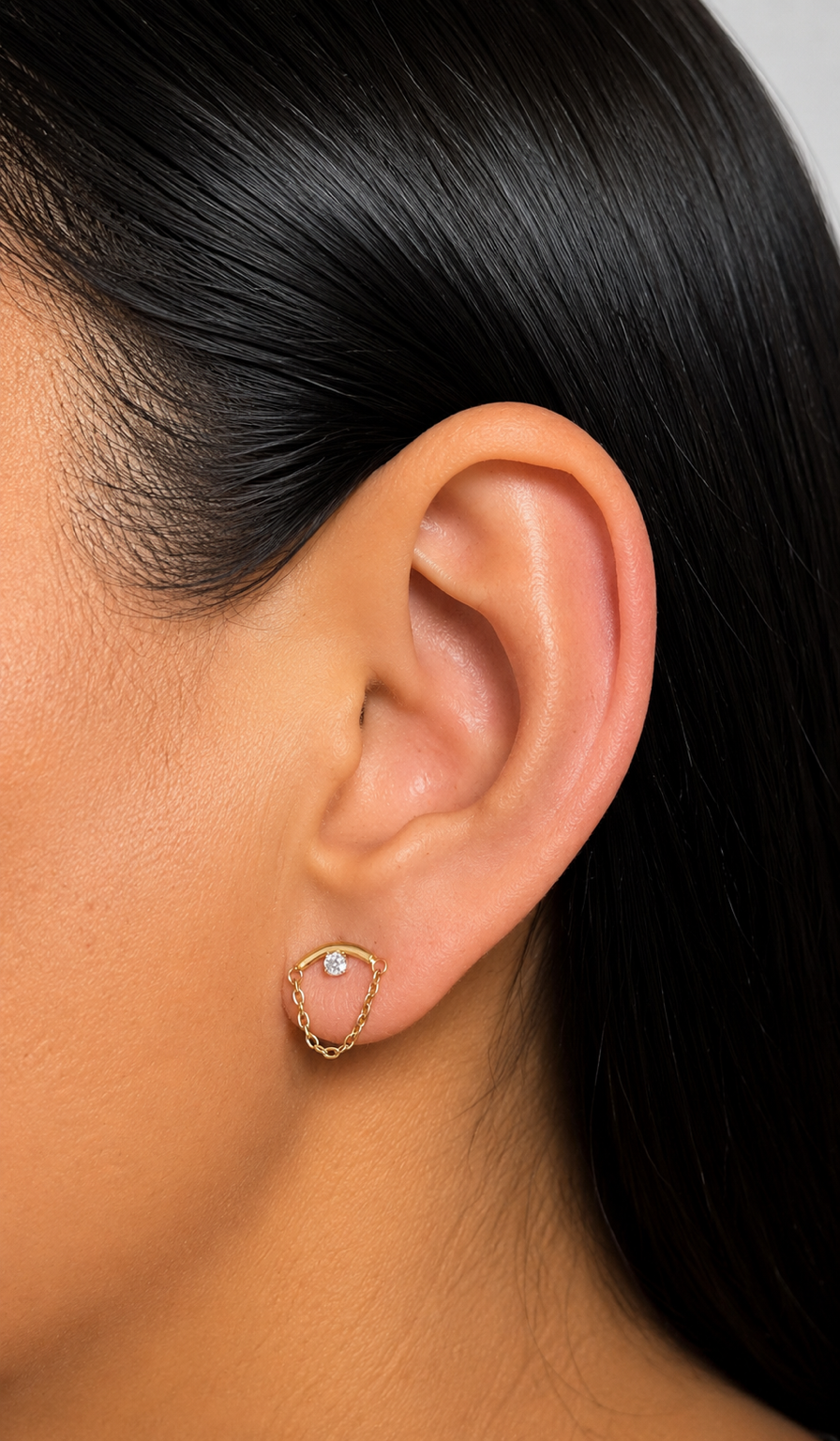 Linked Spark - Chain Linked Curved Bar CZ / Gold PVD Flat Back Titanium