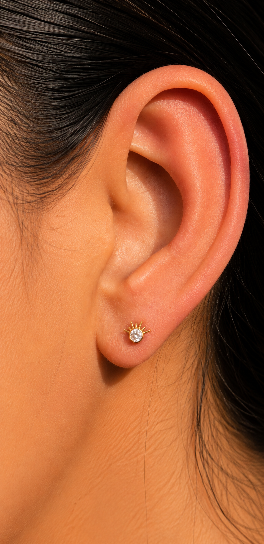 Sunrise Glow Stud - Sunrise CZ / Gold PVD Flat Back Titanium